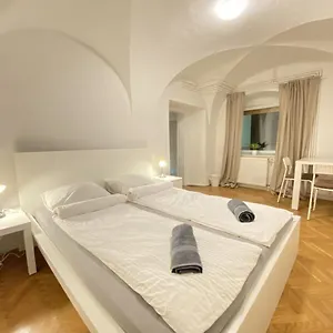 Pod Gradom Pensjonat