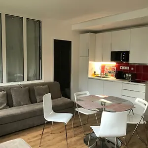 Tour Eiffel Rent Apartment